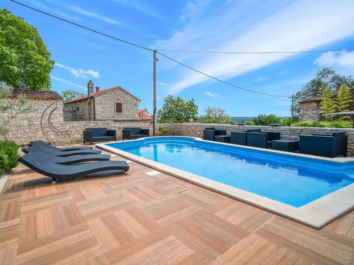 Apartment Ulika-3 By Interhome Tar-Vabriga