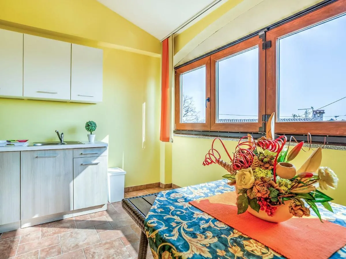 Apartment Ulika-3 By Interhome Tar-Vabriga